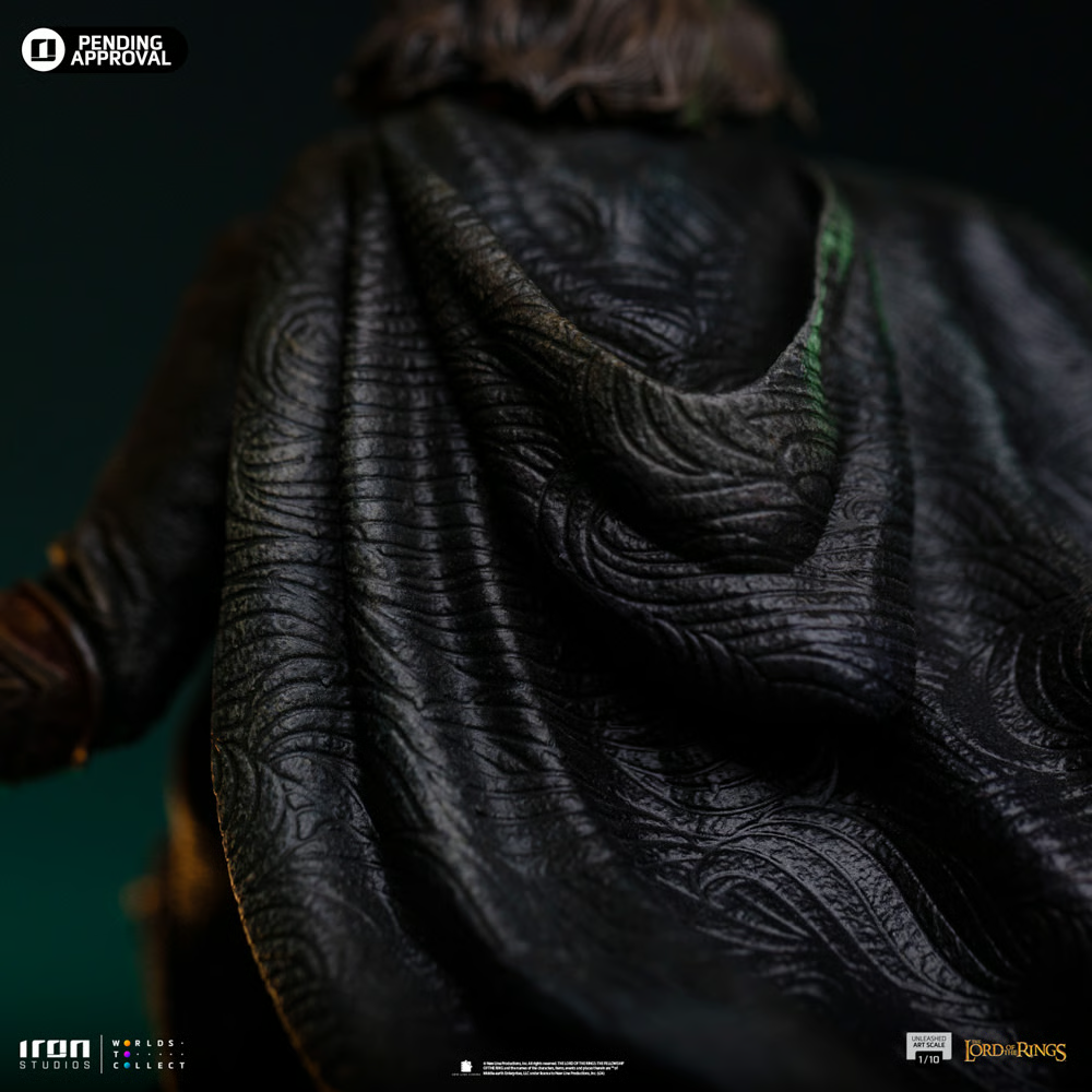 Aragorn Unleashed Statue von Iron Studios