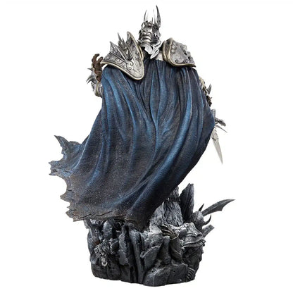 Lichkönig Arthas Menethil Statue von Activision Blizzard