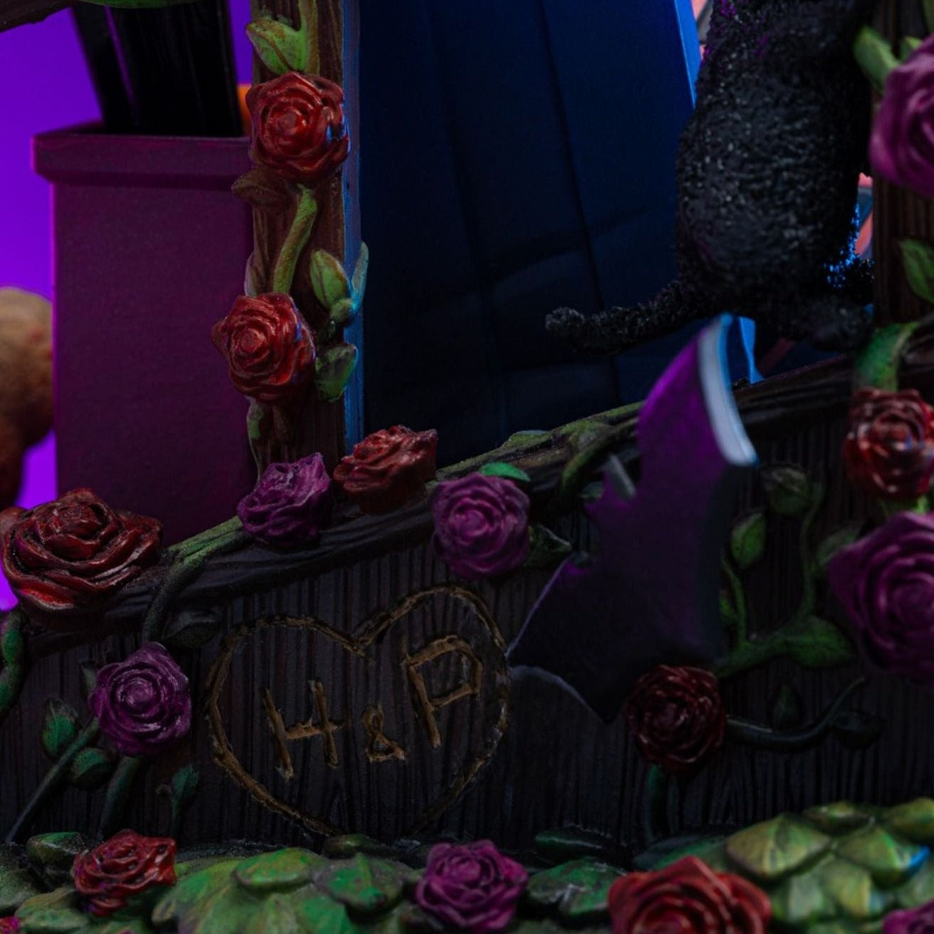 Harley Quinn Deluxe (Gotham City Sirens) 1/10 Statue