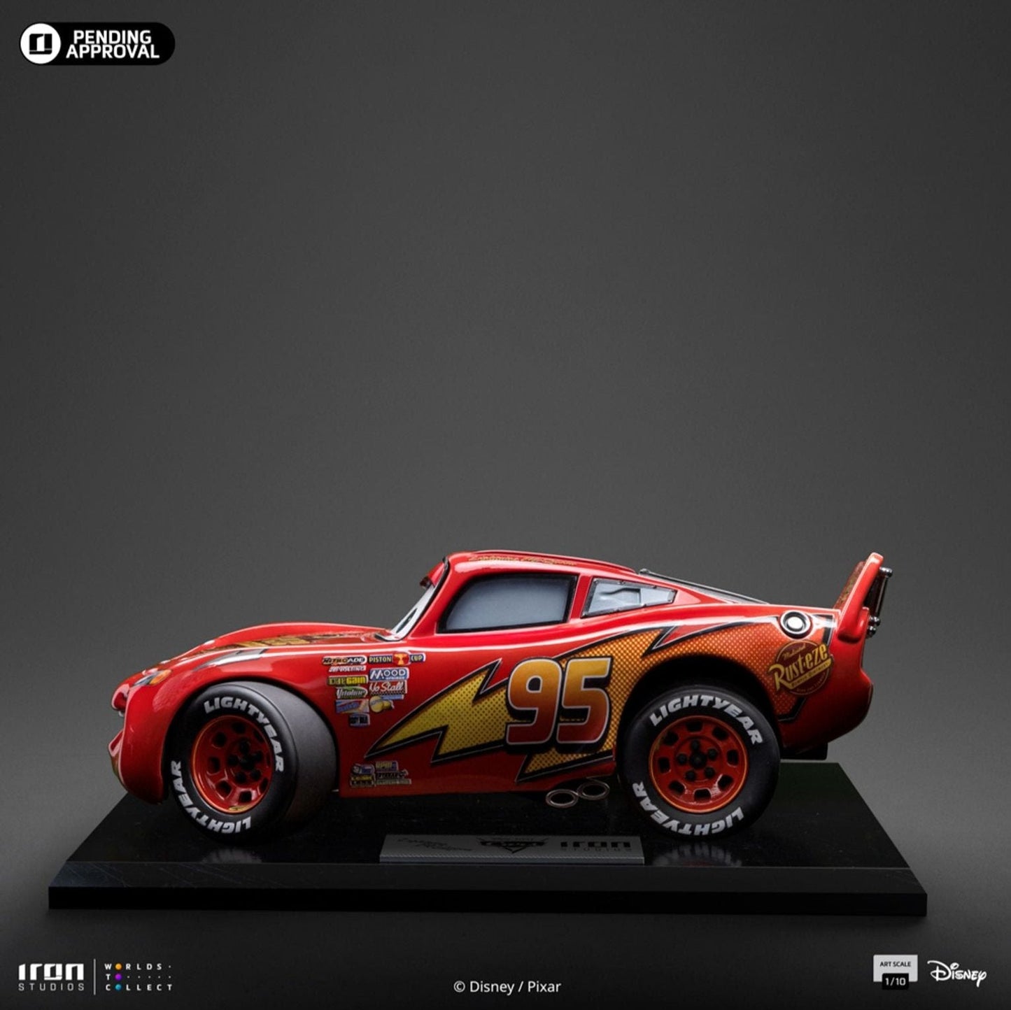 Disney Cars - Lightning McQueen 1/10 Statue von Iron Studios