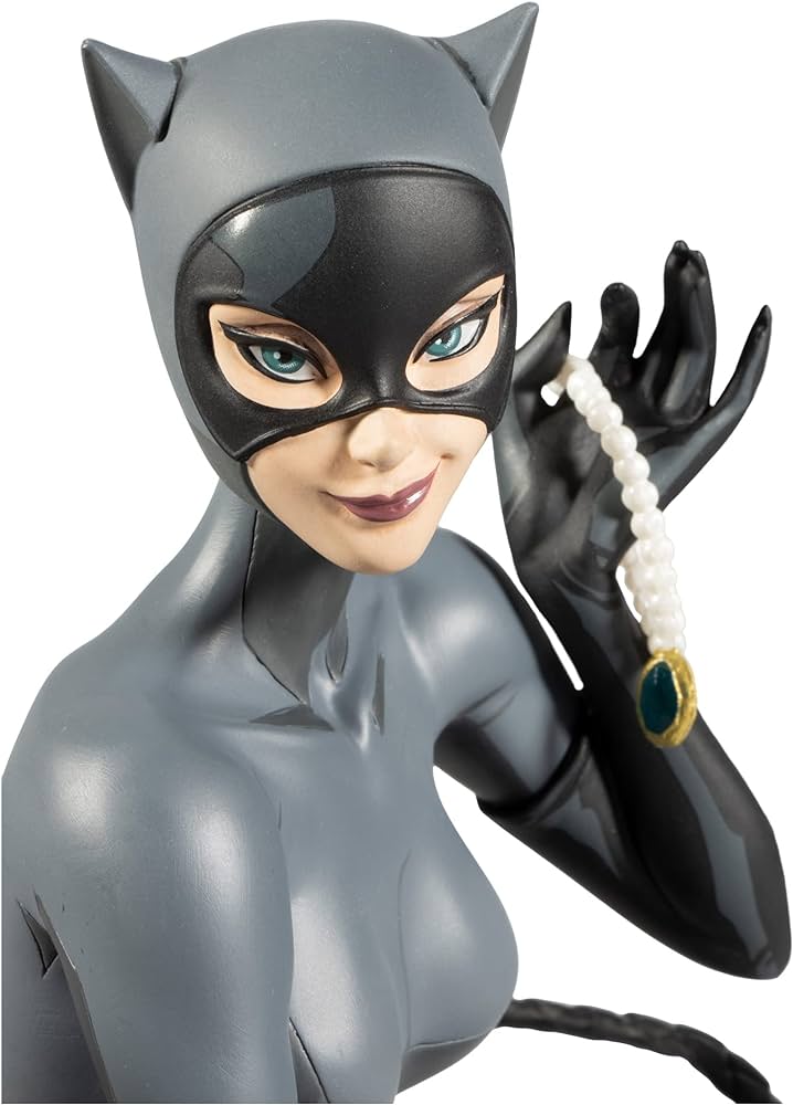 DC Direct DC Designer Series Catwoman von Stanley ARTGERM LAU