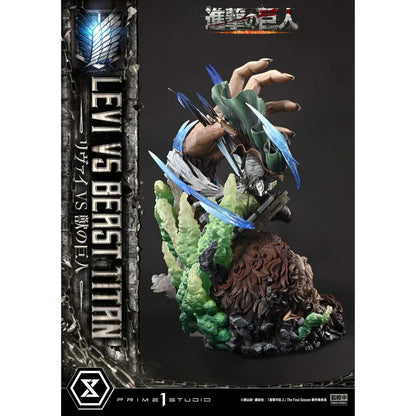 Attack on Titan Levi gegen Beast Titan Statue von Prime1 Studio