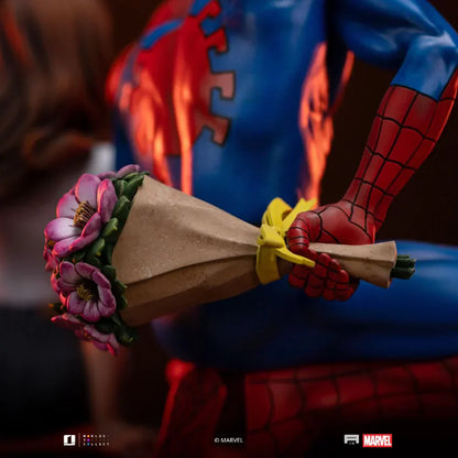 Spider-Man: Die Animierte Serie Spider-Man und Mary Jane Deluxe Kunststatue von Iron Studios