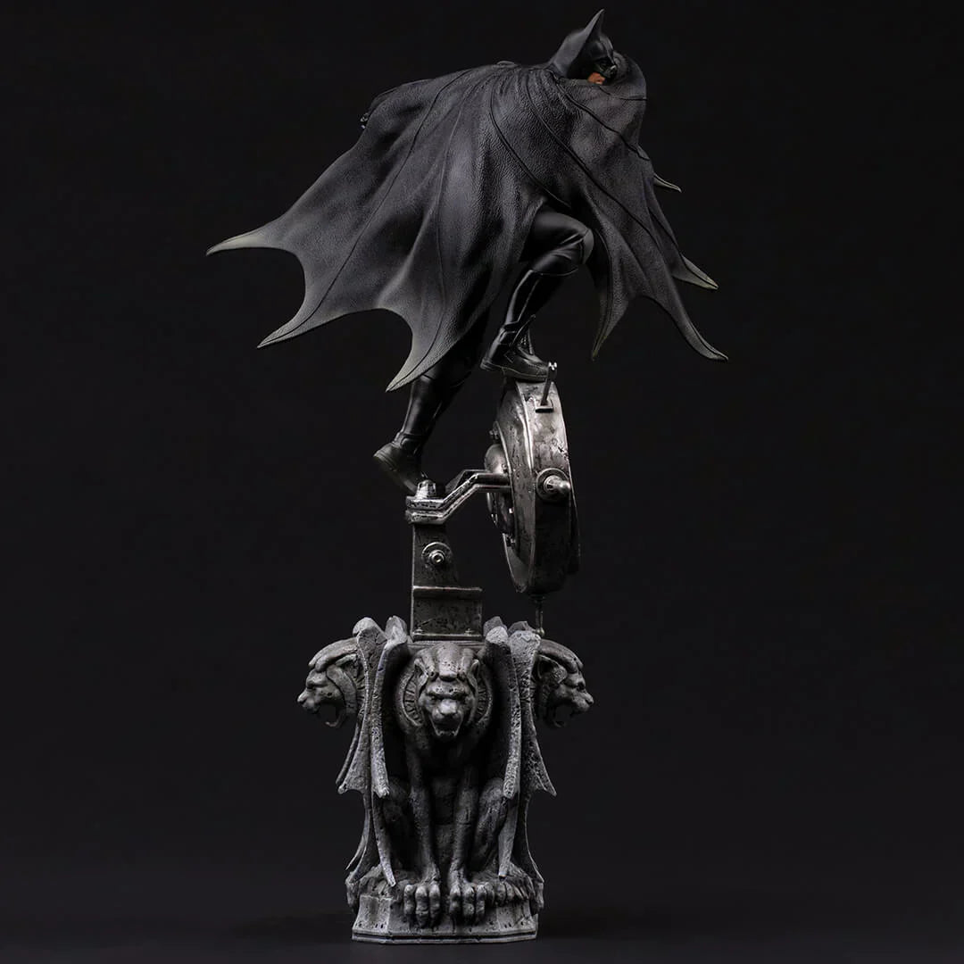 Batman Deluxe Batman Returns 1/10 Statue von Iron Studios