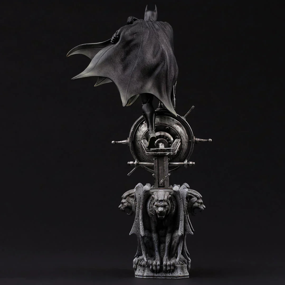 Batman Deluxe Batman Returns 1/10 Statue von Iron Studios