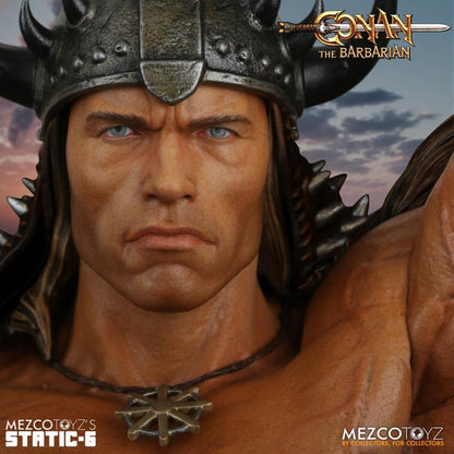 Mezco Conan der Barbar und Valeria Statue