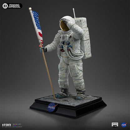 Apollo 11 Astronaut 1/10 Statue von Iron Studios
