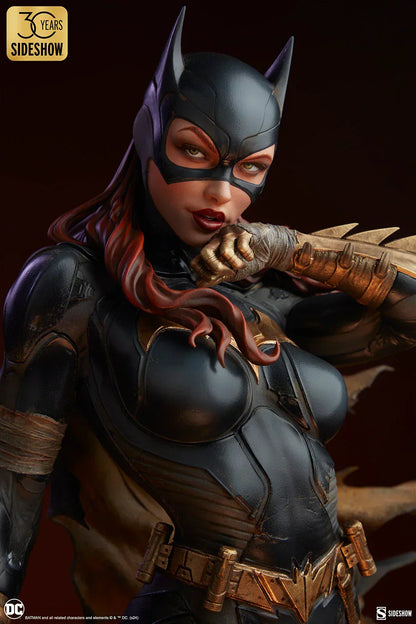 BATGIRL Premium Format Figur von Sideshow Collectibles