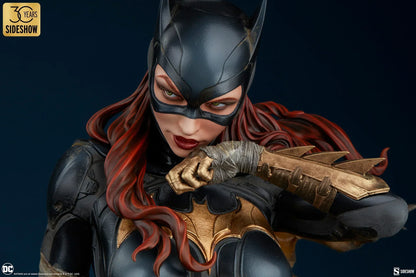 BATGIRL Premium Format Figur von Sideshow Collectibles
