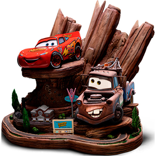 Deluxe 1:10 Maßstab Statue von Lightning McQueen & Tow Mater
