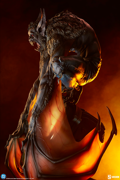 Man-Bat Premium Format Figur von Sideshow Collectibles