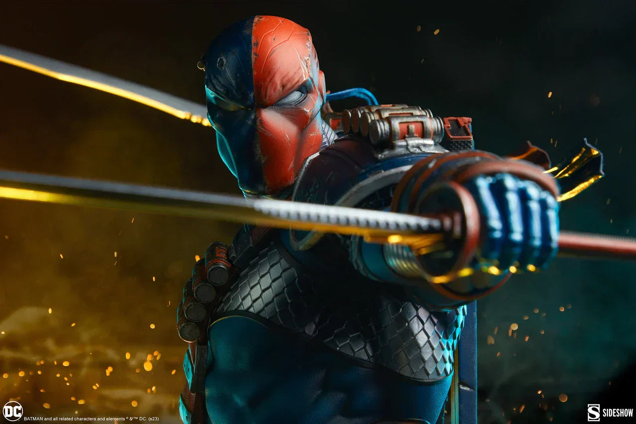 DEATHSTROKE Premium Format Figur von Sideshow Collectibles