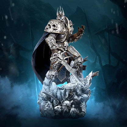 Lichkönig Arthas Menethil Statue von Activision Blizzard
