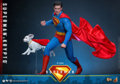 Superman (2025) & Krypto Sixth Scale Figure Set von Hot Toys