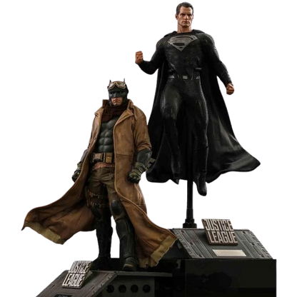 KNIGHTMARE BATMAN UND SUPERMAN Sechste Skala Figuren Set von Hot Toys