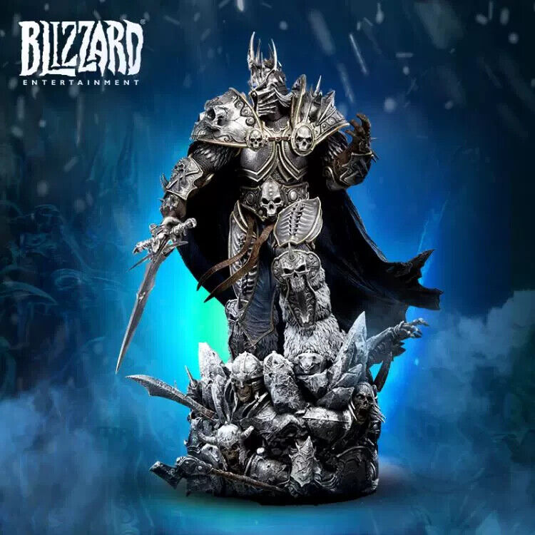 Lichkönig Arthas Menethil Statue von Activision Blizzard