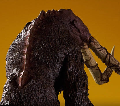 Titanus Behemoth Statue von Spiral Studio