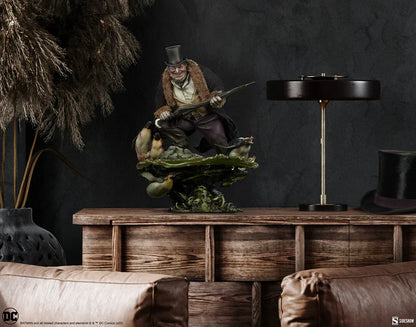 Die Penguin Premium Format Figur von Sideshow